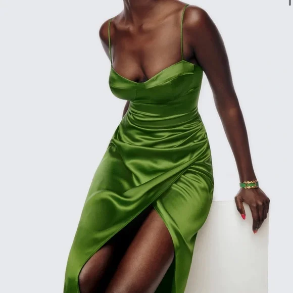 Marguerite silk dress — reformation — palm green — size 8 - Picture 2 of 13